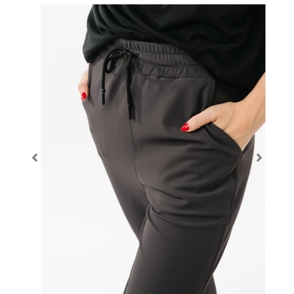 Zyia Slate Edge Charcoal Joggers size large - Picture 2 of 7
